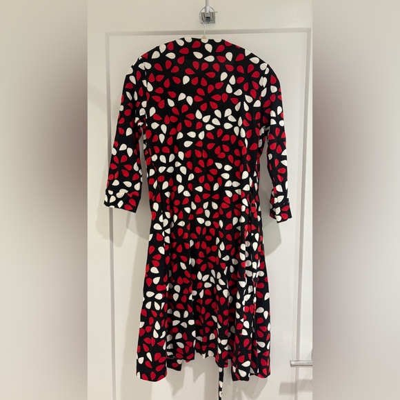 BRAND NEW Diane Von Furstenberg Floral Wrap Dress - Picture 6 of 6